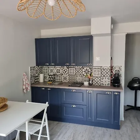 Sur Apartment *